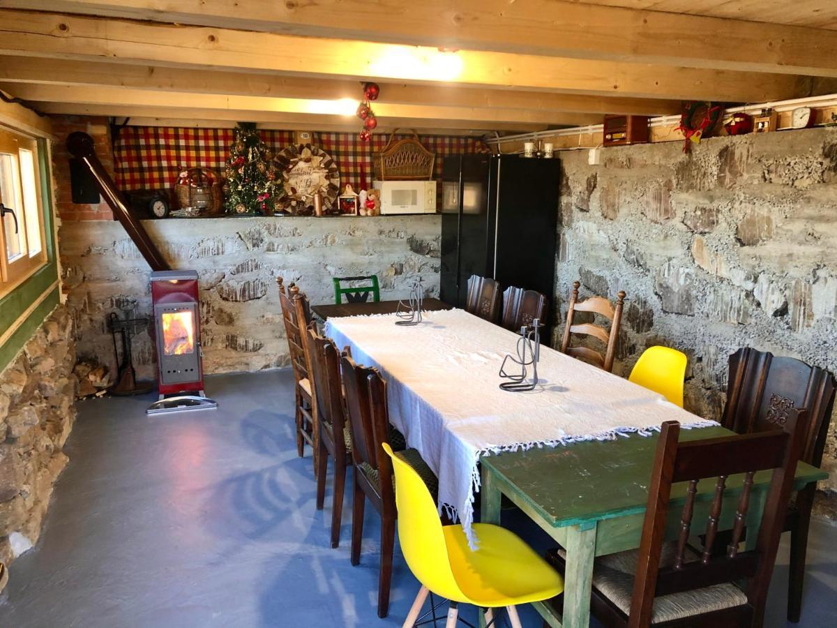 La Noi La Munte Villa Matisesti Bagian luar foto