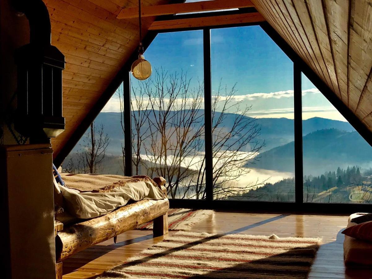 La Noi La Munte Villa Matisesti Bagian luar foto
